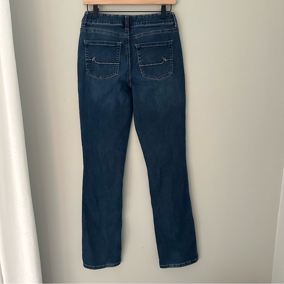 Maurices (4 Long) Mid-Rise Dark Wash Denim - Picture 6 of 9